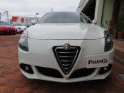 アルファロメオ ジュリエッタ クアドリフォリオ　ヴェルデ