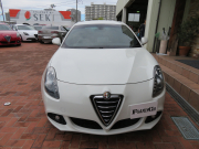 アルファロメオ ジュリエッタ クアドリフォリオ　ヴェルデ