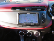 アルファロメオ&nbsp;ジュリエッタ&nbsp;クアドリフォリオ　ヴェルデ右AT