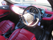 アルファロメオ&nbsp;ジュリエッタ&nbsp;クアドリフォリオ　ヴェルデ右AT