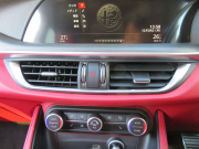 アルファロメオ&nbsp;ステルヴィオ&nbsp;ファーストエディション