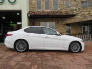 アルファロメオ&nbsp;ジュリア&nbsp;ヴェローチェ