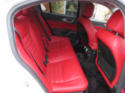 アルファロメオ&nbsp;ジュリア&nbsp;ヴェローチェ