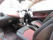 アルファロメオ&nbsp;MiTo&nbsp;1.4スポーツ右MT