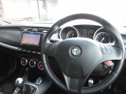アルファロメオ&nbsp;ジュリエッタ&nbsp;QV　1.75MT　右ハンドル