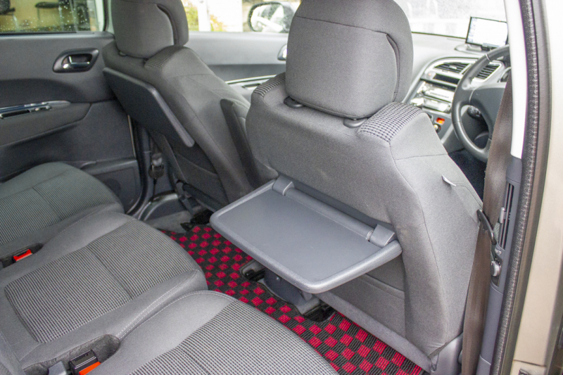 プジョー 5008 プレミアム