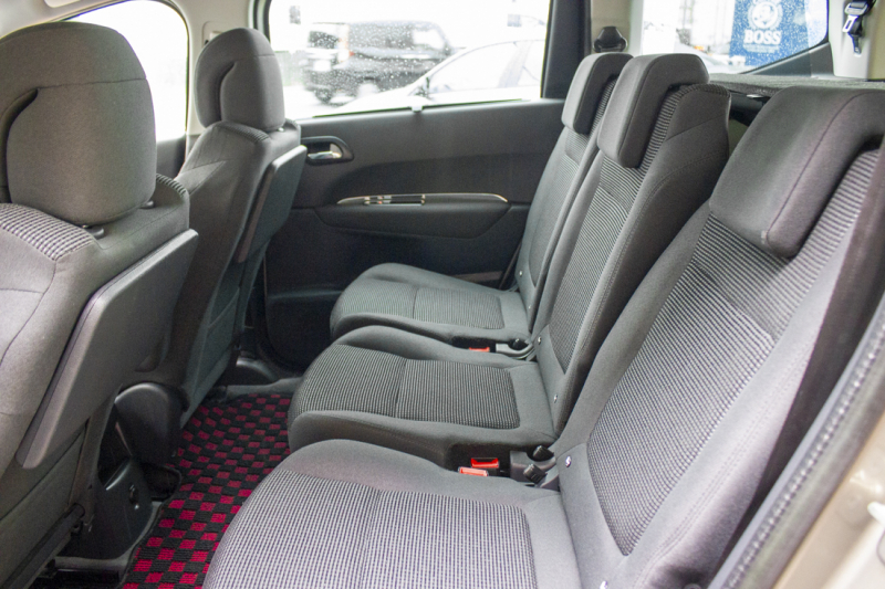 プジョー 5008 プレミアム