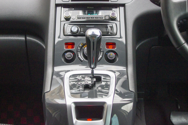 プジョー 5008 プレミアム