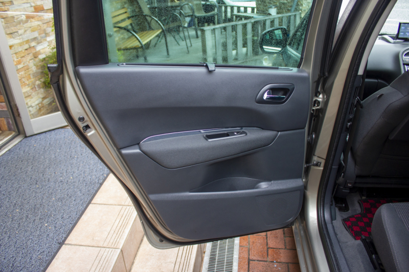 プジョー 5008 プレミアム