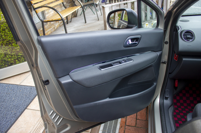 プジョー 5008 プレミアム