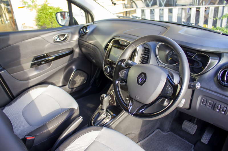 ルノー キャプチャー インテンス