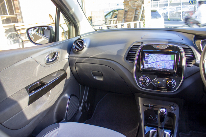 ルノー キャプチャー インテンス