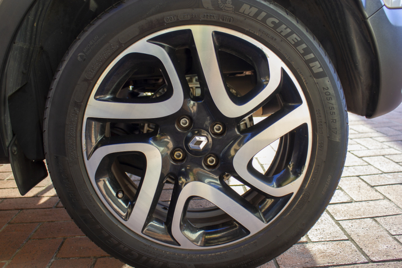 ルノー キャプチャー インテンス