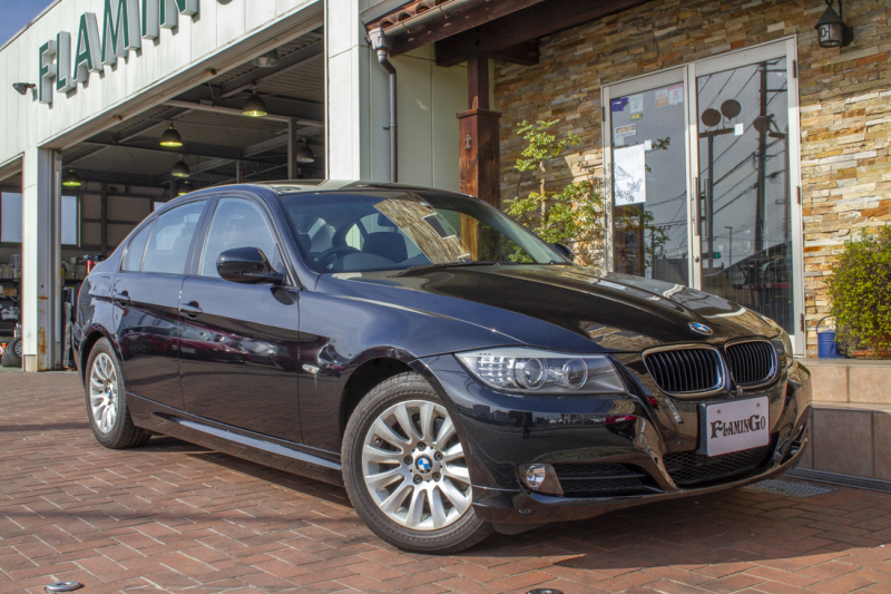 BMW 3シリーズ 320I