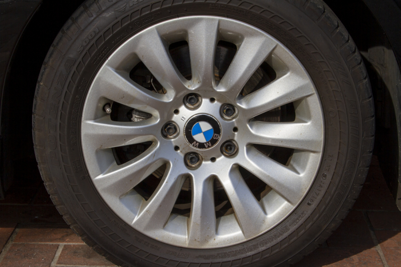 BMW 3シリーズ 320I