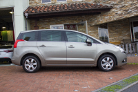 プジョー 5008 プレミアム