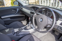 BMW 3シリーズ 320I