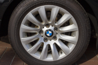 BMW 3シリーズ 320I