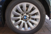 BMW 3シリーズ 320I