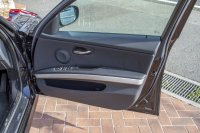 BMW 3シリーズ 320I